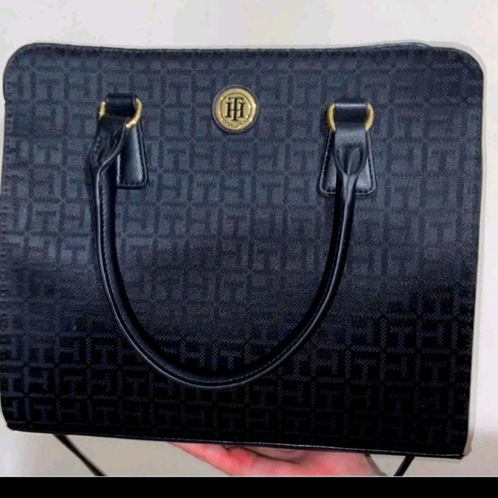 Tommy Hilfiger Purse